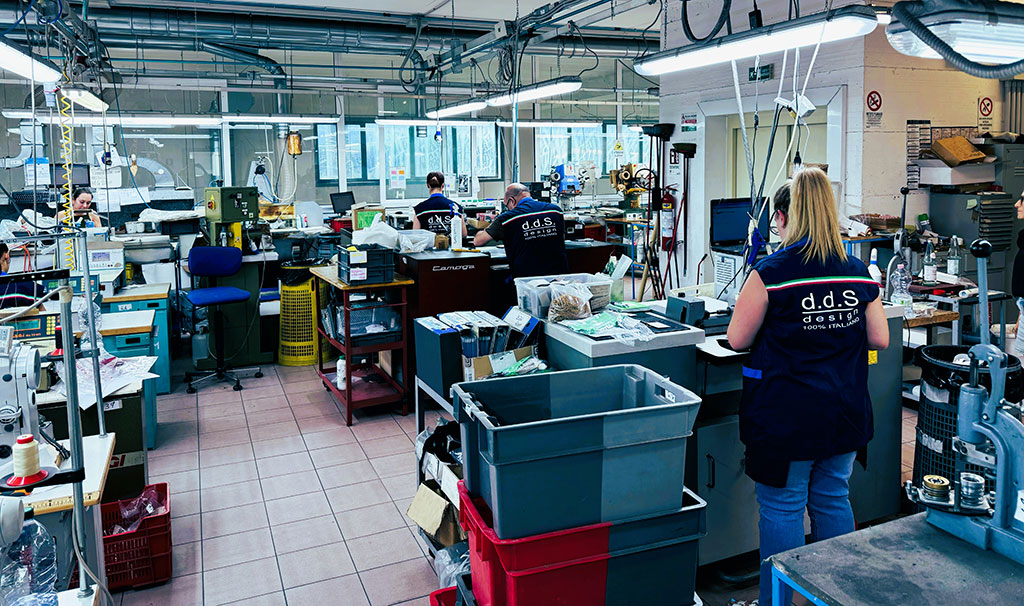 Preparazione della giunteria per scarpe